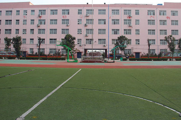 聊城市阳谷县世纪园完全小学